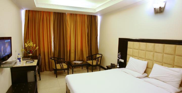 Fabhotel Metro35 Csandígarh Kültér fotó
