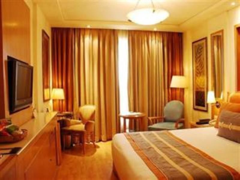 Fabhotel Metro35 Csandígarh Kültér fotó