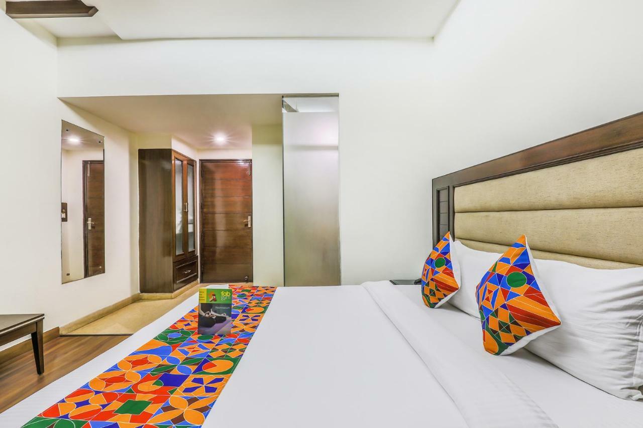 Fabhotel Metro35 Csandígarh Kültér fotó