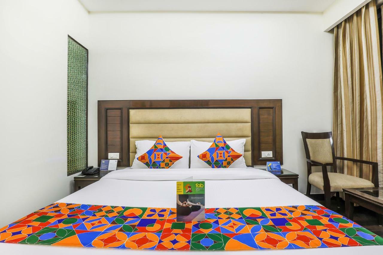 Fabhotel Metro35 Csandígarh Kültér fotó