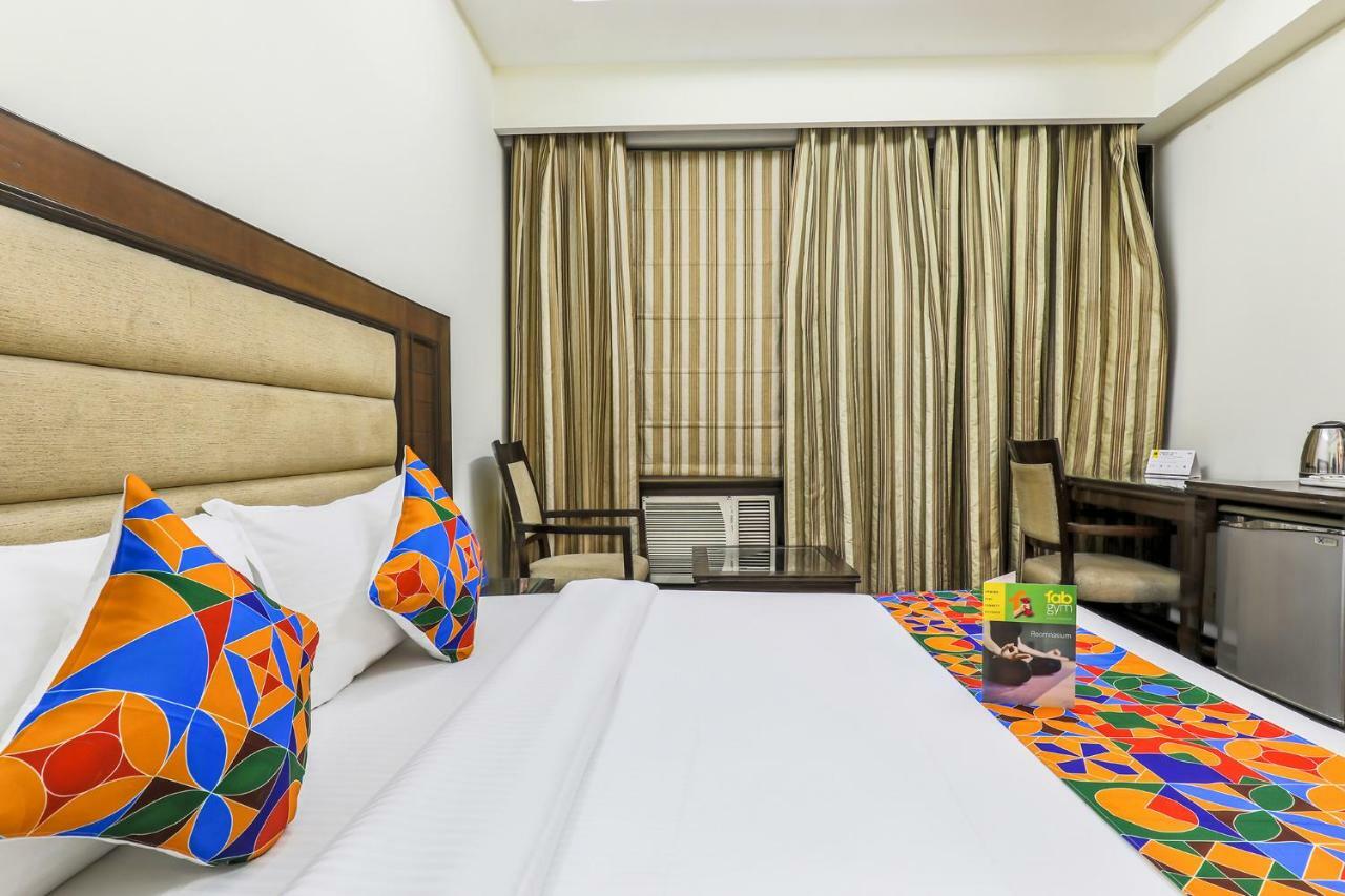 Fabhotel Metro35 Csandígarh Kültér fotó